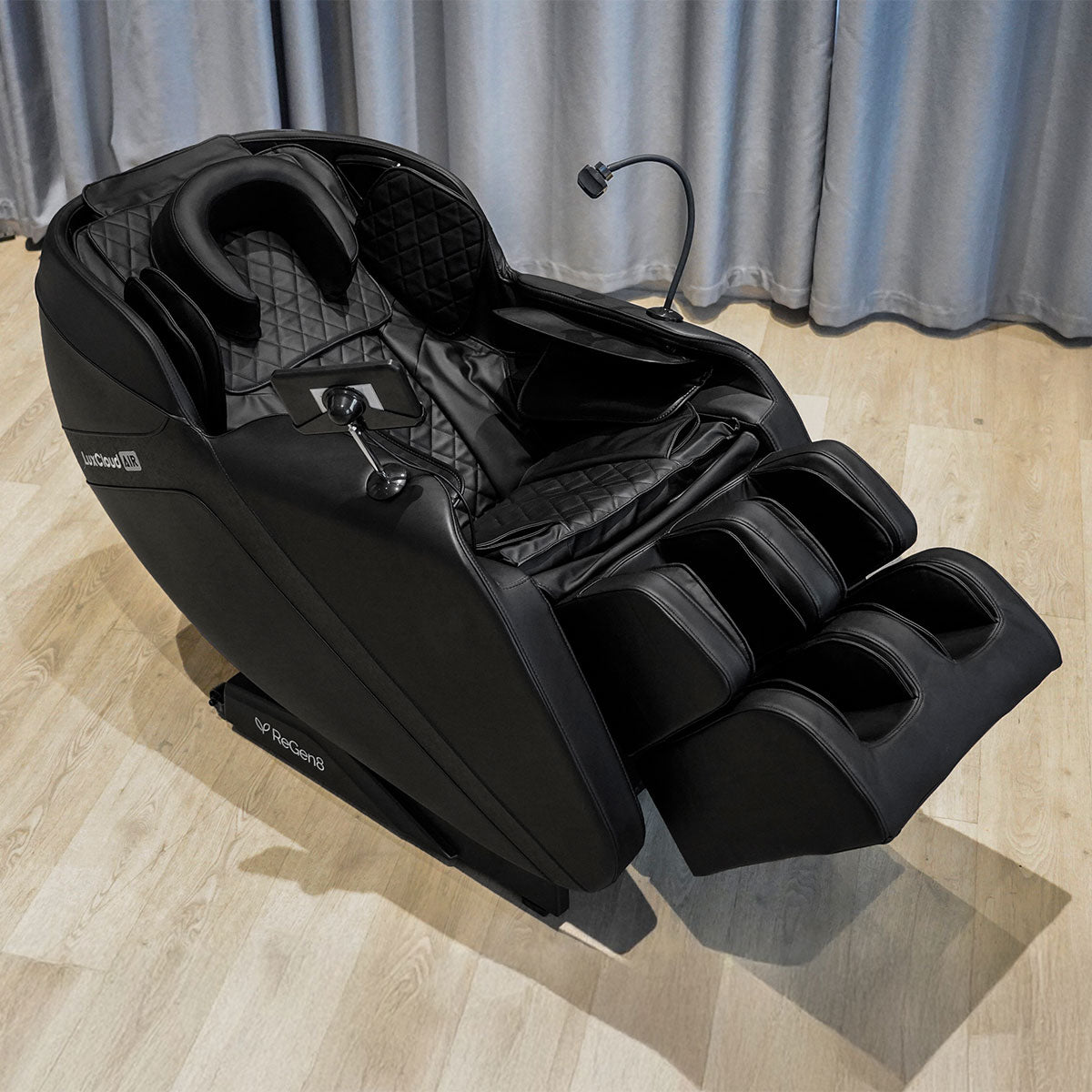 ReGen8 LuxCloud Air – Zero Gravity Heated Massage Chair (Black)